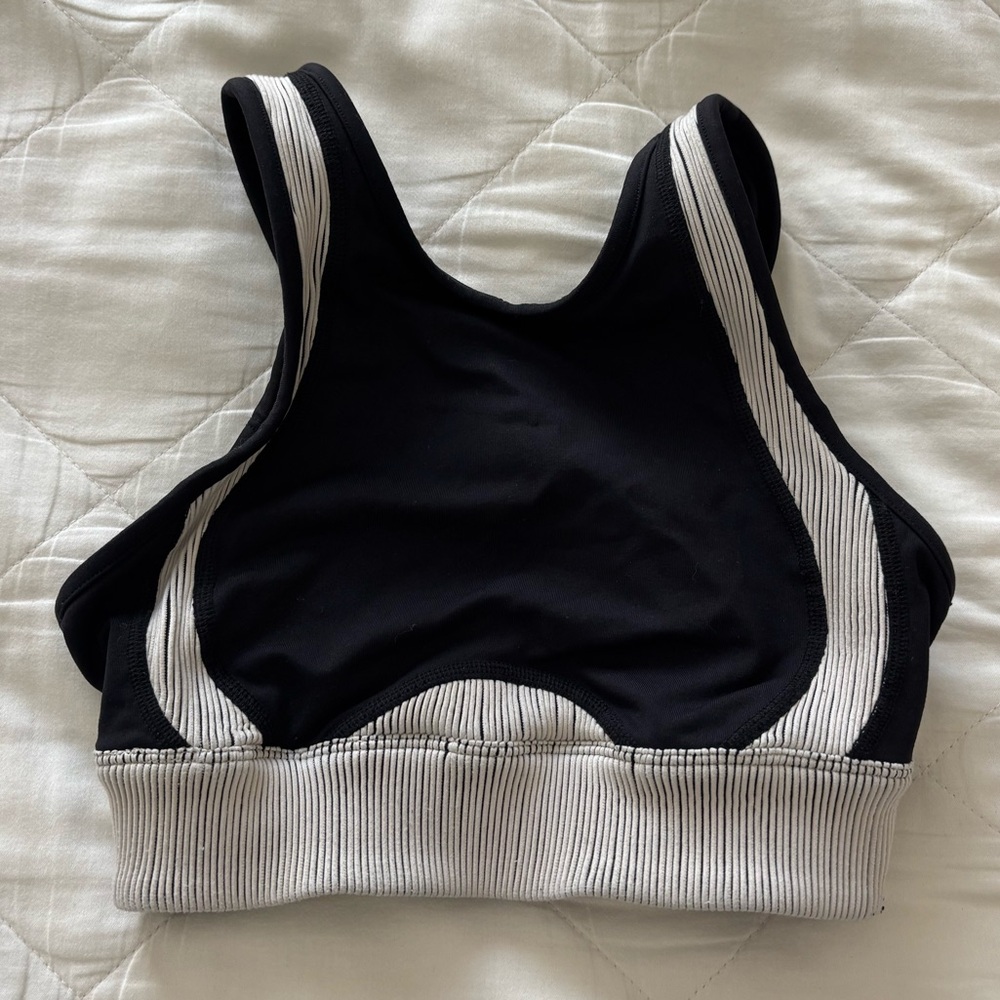 Alo Electra sports bra